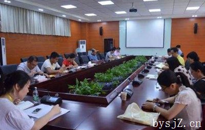 高校党务干部应具备的综合素养探析