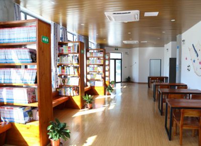 公共图书馆老年读者服务的问题及建议,图书馆读者服务站是做什么的？