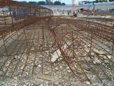 浅析在房建土建工程中的高支模施工技术,整个建筑施工项目的所有施工程序是什么？