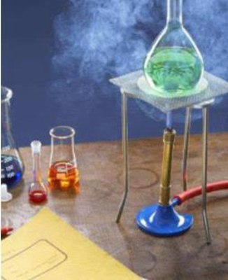 浅析初中化学实验教学中的创新,如何在中学化学实验教学中实施创新教育