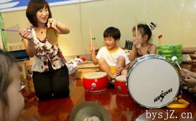 音乐教育对幼儿思维能力发展的影响,小学音乐教学中如何实施创新教育
