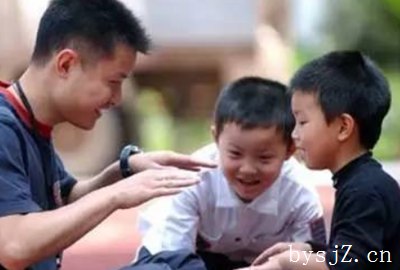 教师如何引导幼儿开展自主探究式活动