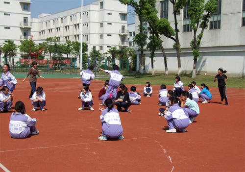 高中田径教学中趣味竞争法的运用