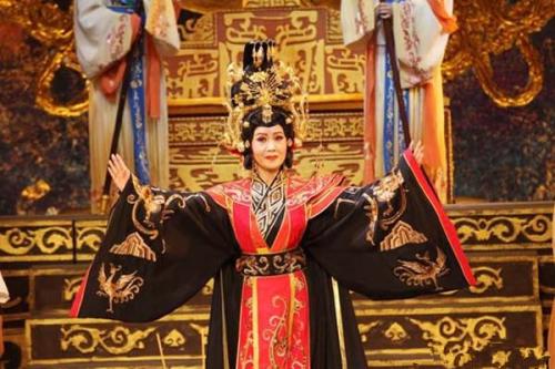 武则天称帝时期女性的命运探究