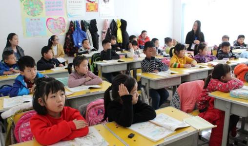 英语课堂教学中如何确立学生的主体地位,如何在英语课堂上体现学生的主体地位