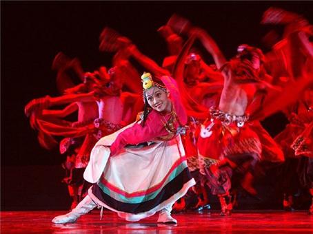 民间舞蹈教学与民间文化相结合的方法,民间舞蹈与民间文化