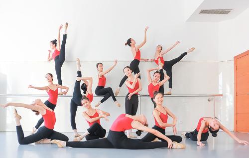 舞蹈编导教学中的创作理念及其创作实践