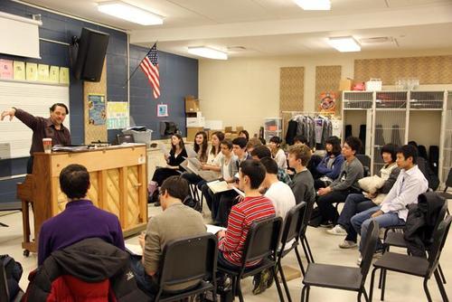 音乐鉴赏在高中音乐教学中的作用及教学方式研究