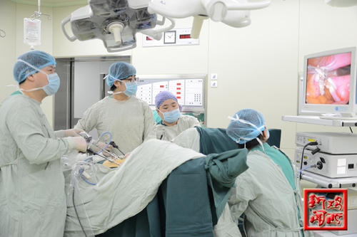 护理体位干预在妇产科腹腔镜术患者中的应用,内窥镜回肠双腔造口术的姿势是什么？
