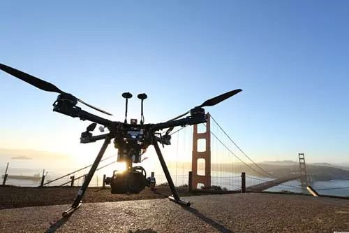 土地测绘中无人机技术的运用探究,无人机技术在测绘中有哪些缺点