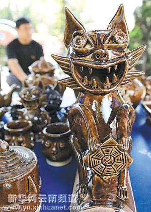 浅析民间艺术在陶瓷装饰设计中的价值