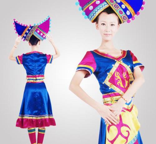 民族文化对民间舞蹈服饰及道具的影响分析