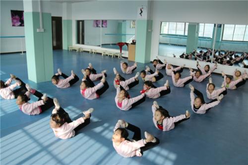 谈幼儿园舞蹈教学的意义和发展策略,儿童舞蹈教学中存在的问题及对策