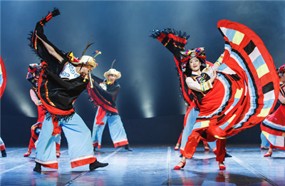 从文化融合的背景下对土家民族舞蹈艺术传承研究,高校舞蹈教育中如何传承民间舞蹈艺术