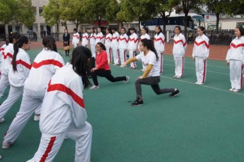 体育游戏在初中体育教学中的运用